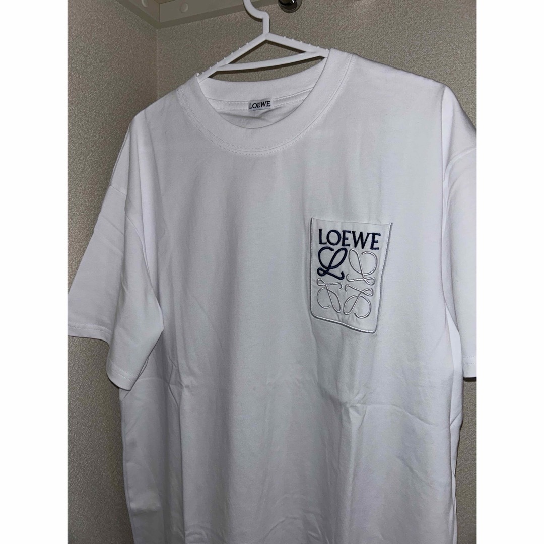 LOEWE - 新品 Loewe ロエベ レギュラーフィット Tシャツ Lサイズ LOEWE - 新品 Loewe ロエベ レギュラーフィット Tシャツ Lサイズ