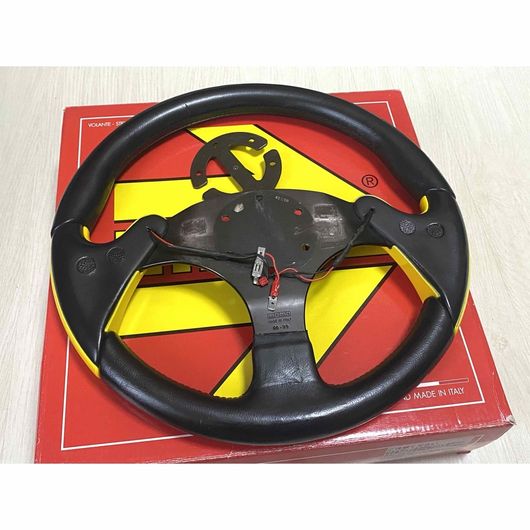 MOMO - 希少 MOMO F1 concept ステアリング 廃盤品 345mmの通販 MOMO - 希少 MOMO F1 concept ステアリング 廃盤品 345mmの通販