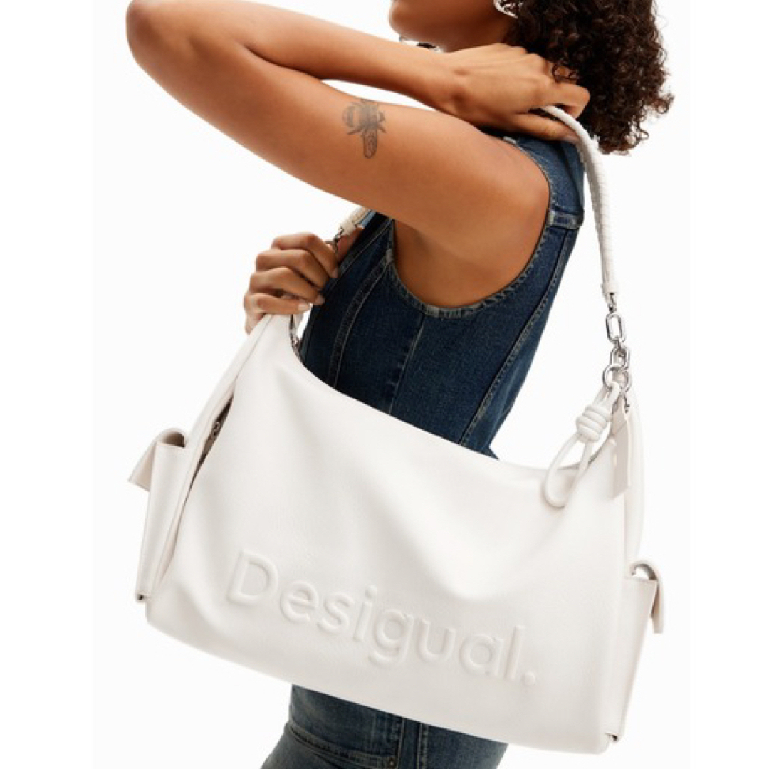 DESIGUAL - 新品✨タグ付き♪デシグアル ショルダーバッグ 新作 DESIGUAL - 新品✨タグ付き♪デシグアル ショルダーバッグ 新作