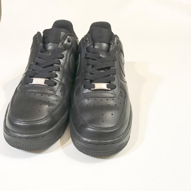 美品24NIKE AF-1 LOWナイキ エアフォースワン ロー 黒 293 1