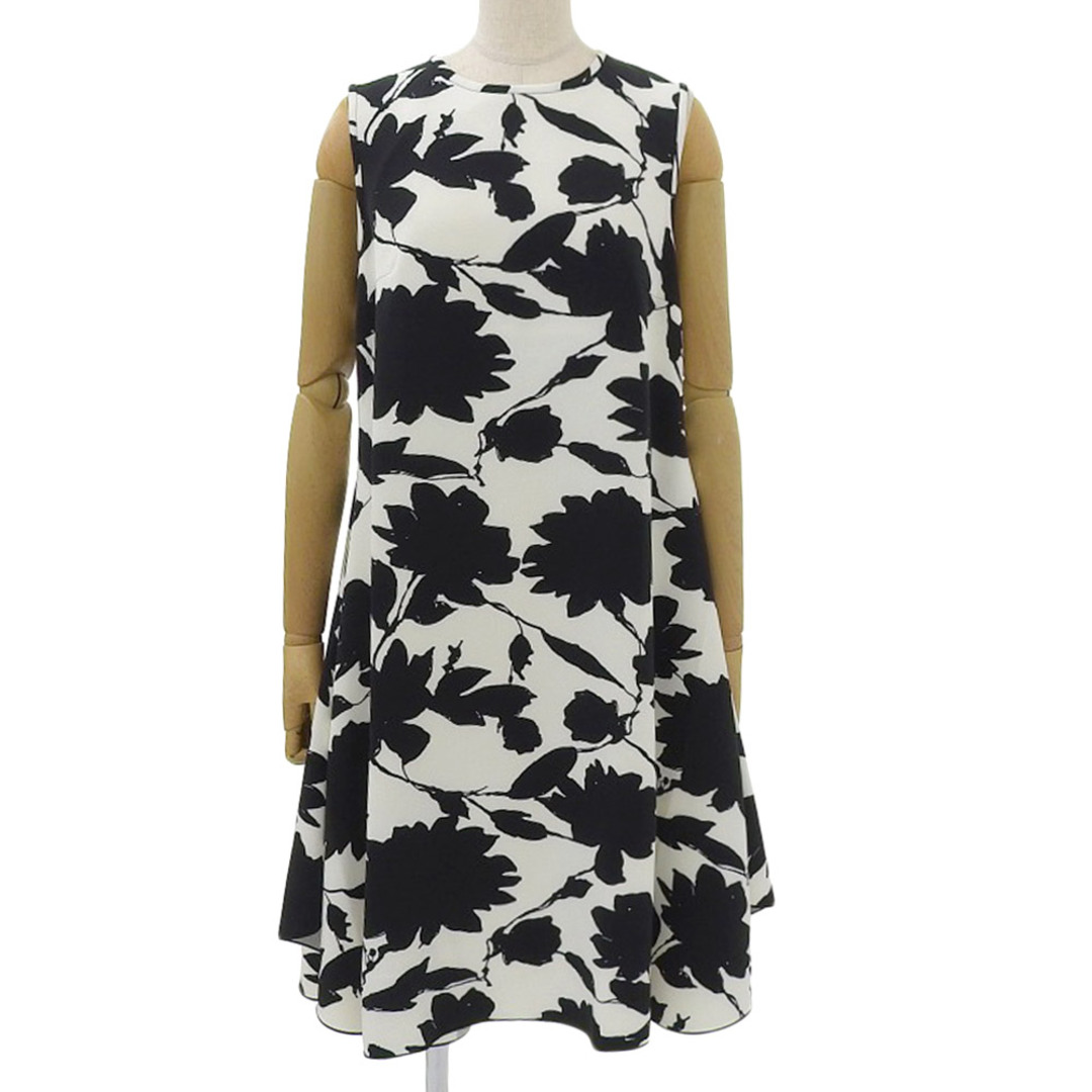 Max Mara - 未使用 タグ付 マックスマーラ Max Mara 現行タグ 花 Max Mara - 未使用 タグ付 マックスマーラ Max Mara 現行タグ 花