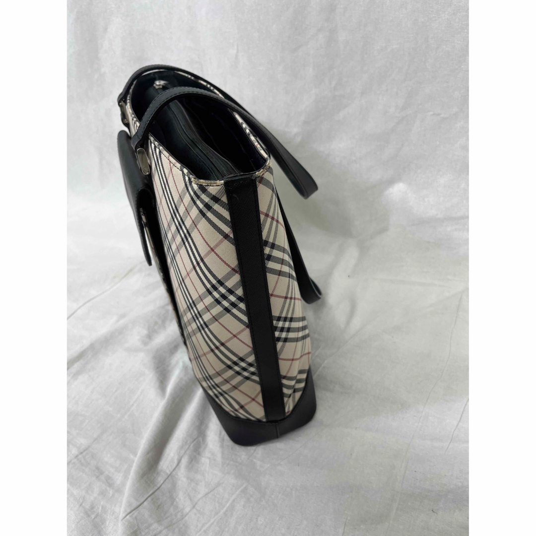 BURBERRY - Q71 BURBERRY バーバリー トートバッグ 鞄の通販 by BURBERRY - Q71 BURBERRY バーバリー トートバッグ 鞄の通販 by