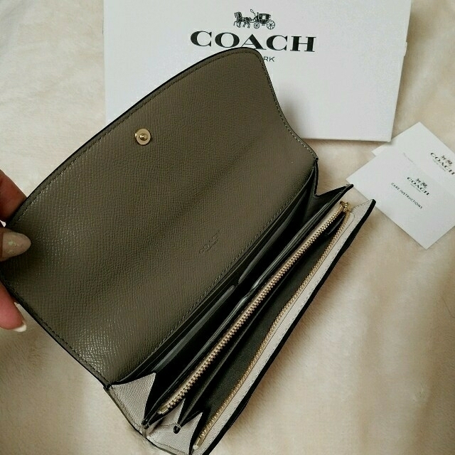 COACH(コーチ)の最終お値下げ♡%COACHウォレット レディースのファッション小物(財布)の商品写真