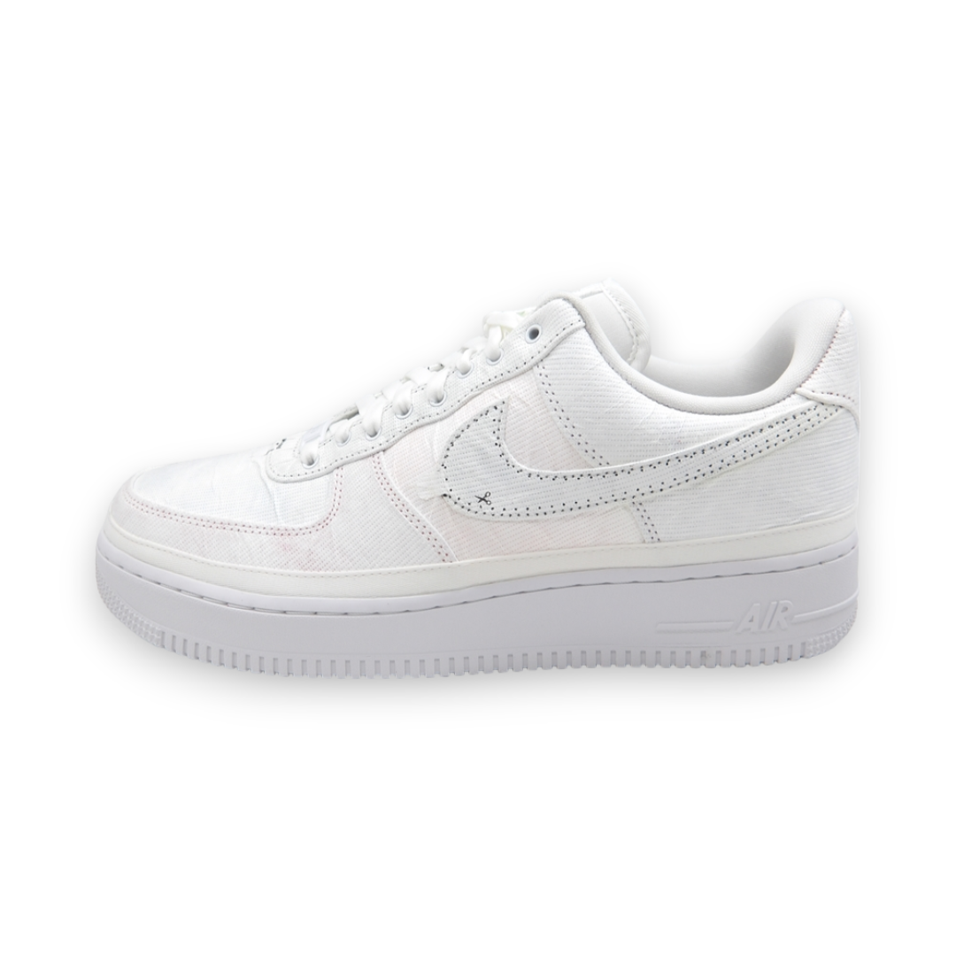 NIKE WMNS AIR FORCE1 LOW LX TEAR HERE サイズ29.0cm CJ1650-100 NIKE WMNS AIR FORCE1 LOW LX TEAR HERE サイズ29.0cm CJ1650-100