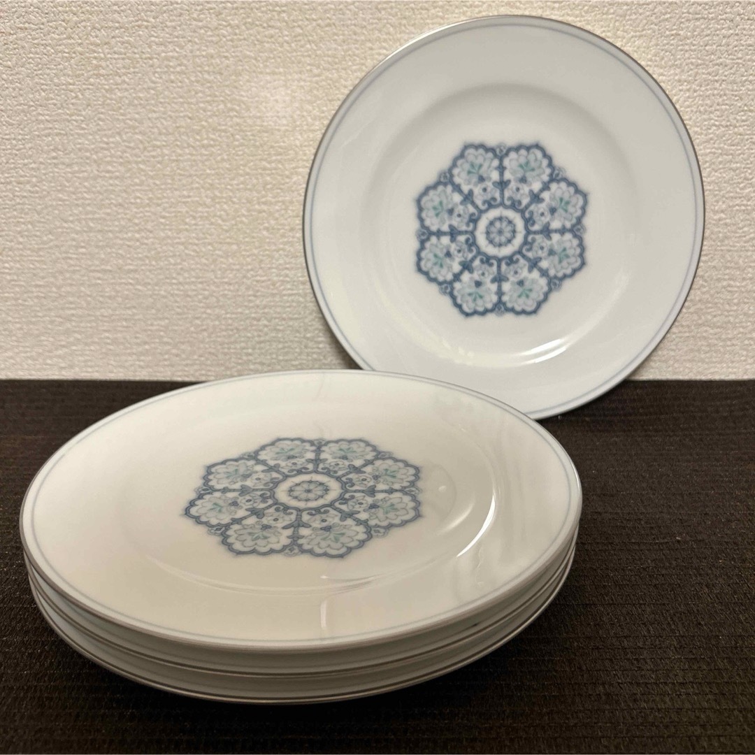 大倉陶園 呉須正倉院 デザートプレート 20cm プラチナ彩 未使用 大倉陶園 呉須正倉院 デザートプレート 20cm プラチナ彩 未使用
