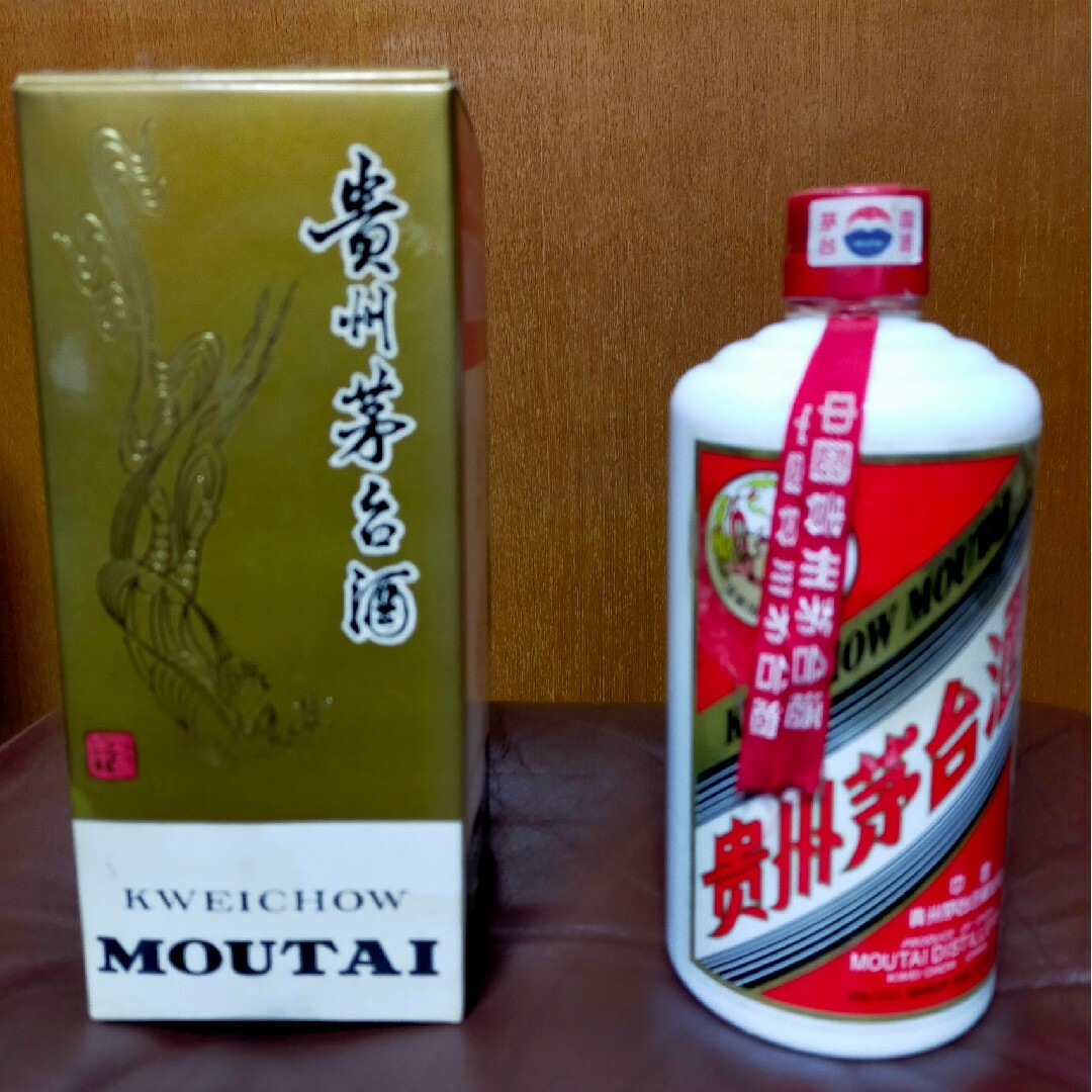 2000年貴州茅台酒 マオタイ酒 天女ラベル 500ml 53% MOUTAIの 2000年貴州茅台酒 マオタイ酒 天女ラベル 500ml 53% MOUTAIの