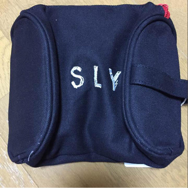 SLY(スライ)の大幅値下げタグ付き☆SLYポーチ レディースのファッション小物(ポーチ)の商品写真