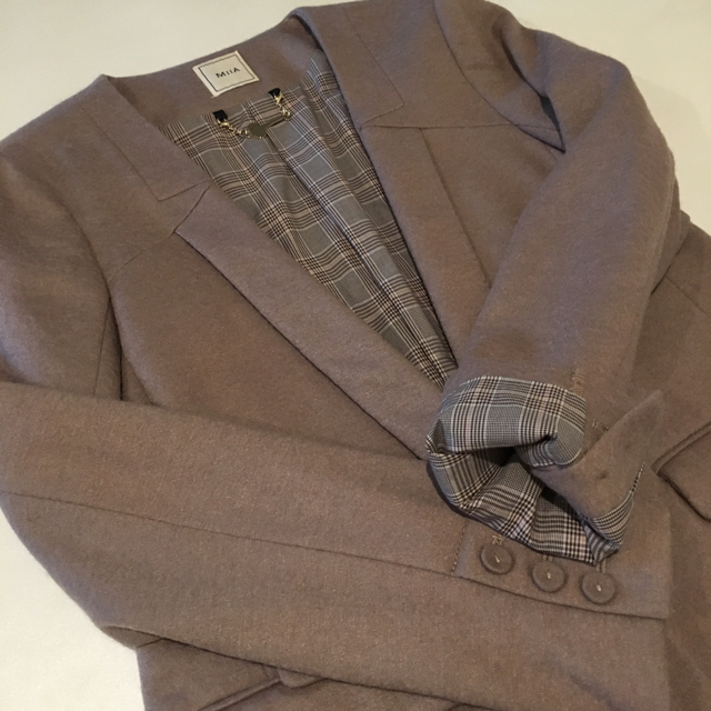 MIIA(ミーア)のMIIA ウールジャケット#AZUL・COEN・アングリッドお好きな方 レディースのジャケット/アウター(ノーカラージャケット)の商品写真