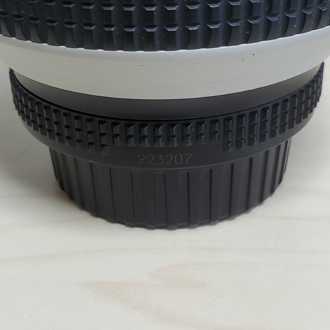 Nikon - AF不安定 Nikon AF-S ED 28-70mm F2.8D ライトグレーの Nikon - AF不安定 Nikon AF-S ED 28-70mm F2.8D ライトグレーの