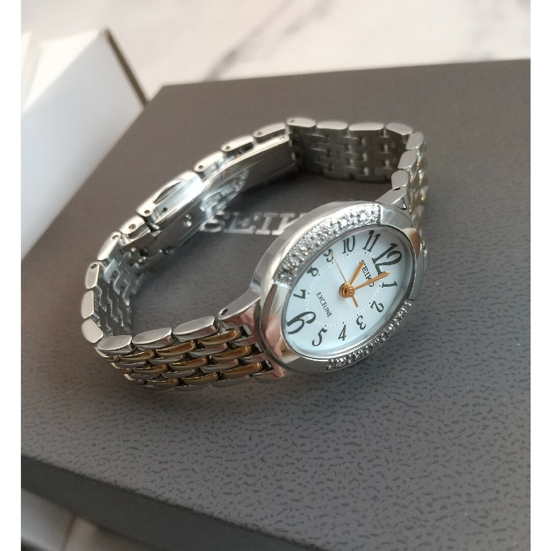 SEIKO - エクセリーヌ 美品 ソーラー 10Pダイヤモンド ブレス SEIKO - エクセリーヌ 美品 ソーラー 10Pダイヤモンド ブレス