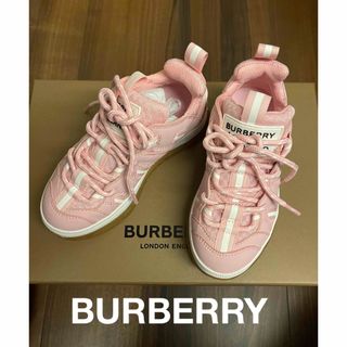 BURBERRY(スニーカー)のフリマアイテム一覧 BURBERRY(スニーカー)のフリマアイテム一覧