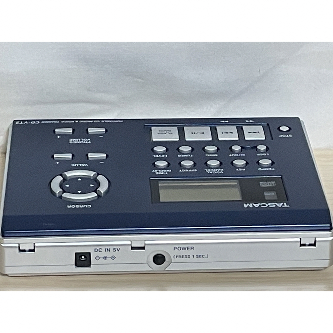 TASCAM タスカム ポータブルCD ボイストレーナー CD-VT2 動作品 TASCAM タスカム ポータブルCD ボイストレーナー CD-VT2 動作品