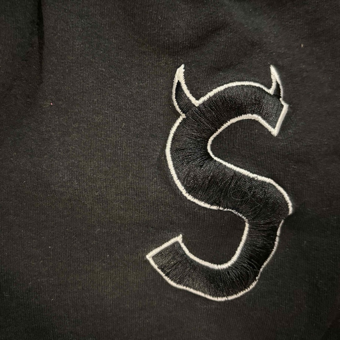 Supreme - 最安値 supremeスウェットセットアップ 黒 Sロゴ ツノ Supreme - 最安値 supremeスウェットセットアップ 黒 Sロゴ ツノ