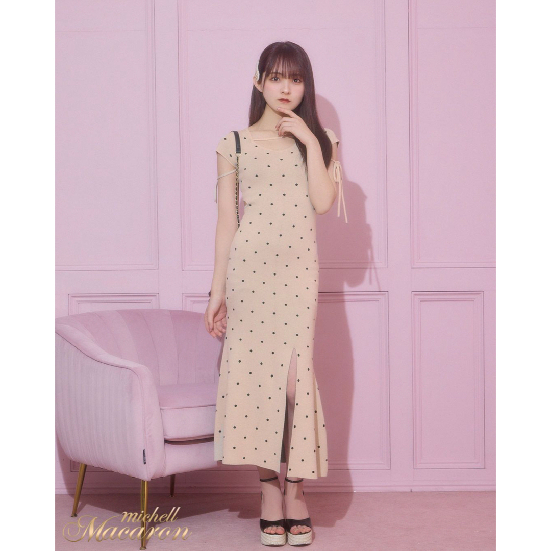 michellMacaron - ミシェルマカロン サイドオープンニット michellMacaron - ミシェルマカロン サイドオープンニット