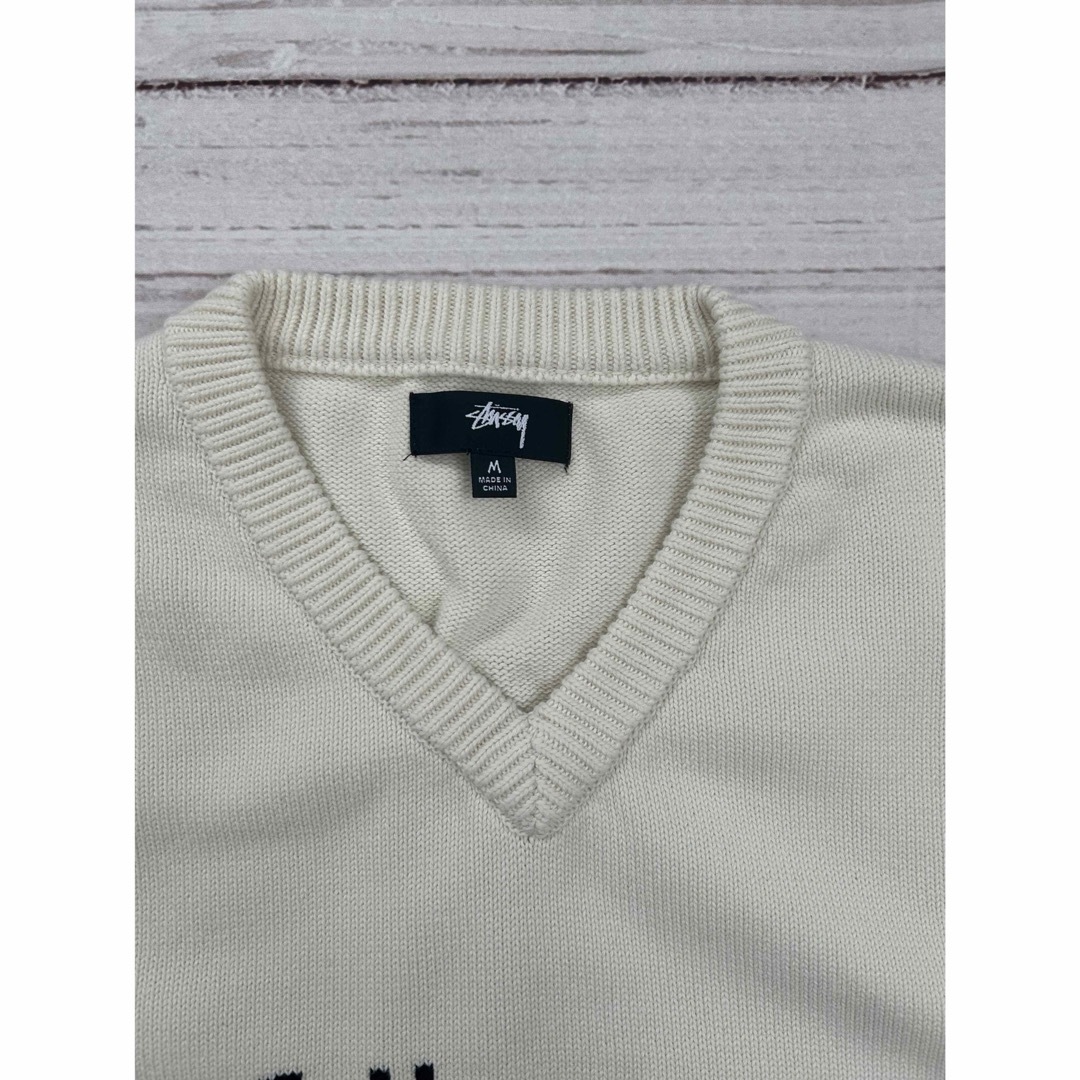 STUSSY - stussy 22ss SWEATER VEST セーターベスト M STUSSY - stussy 22ss SWEATER VEST セーターベスト M