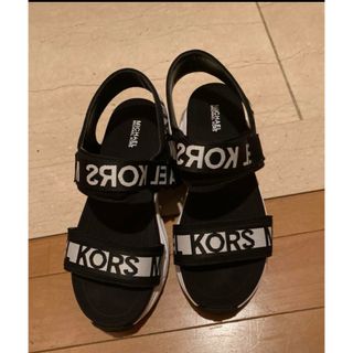 MICHAEL KORS(サンダル)のフリマアイテム一覧 MICHAEL KORS(サンダル)のフリマアイテム一覧