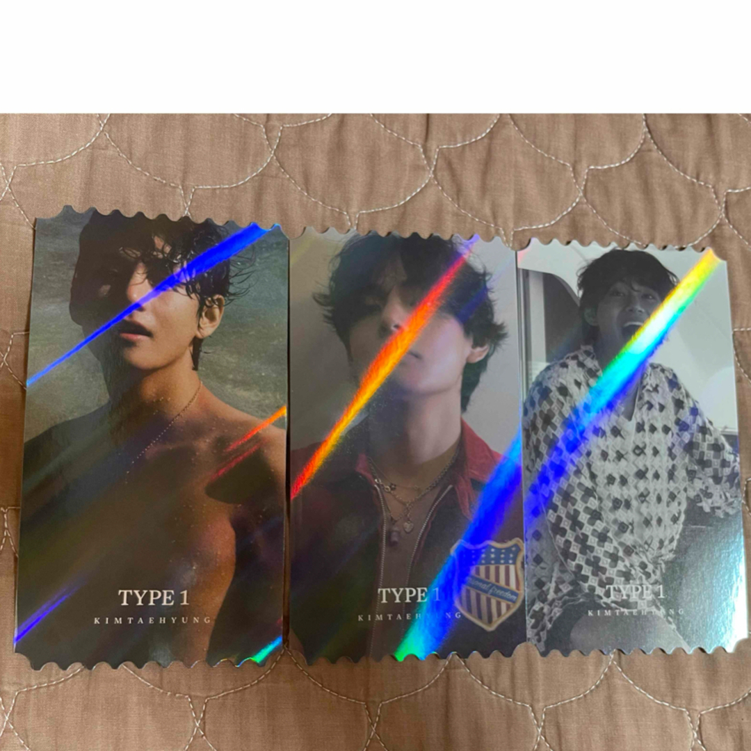BTS テテ V TYPE1 展示会 購入特典 チケット 3枚 セット コンプ エンタメ/ホビーのタレントグッズ(アイドルグッズ)の商品写真