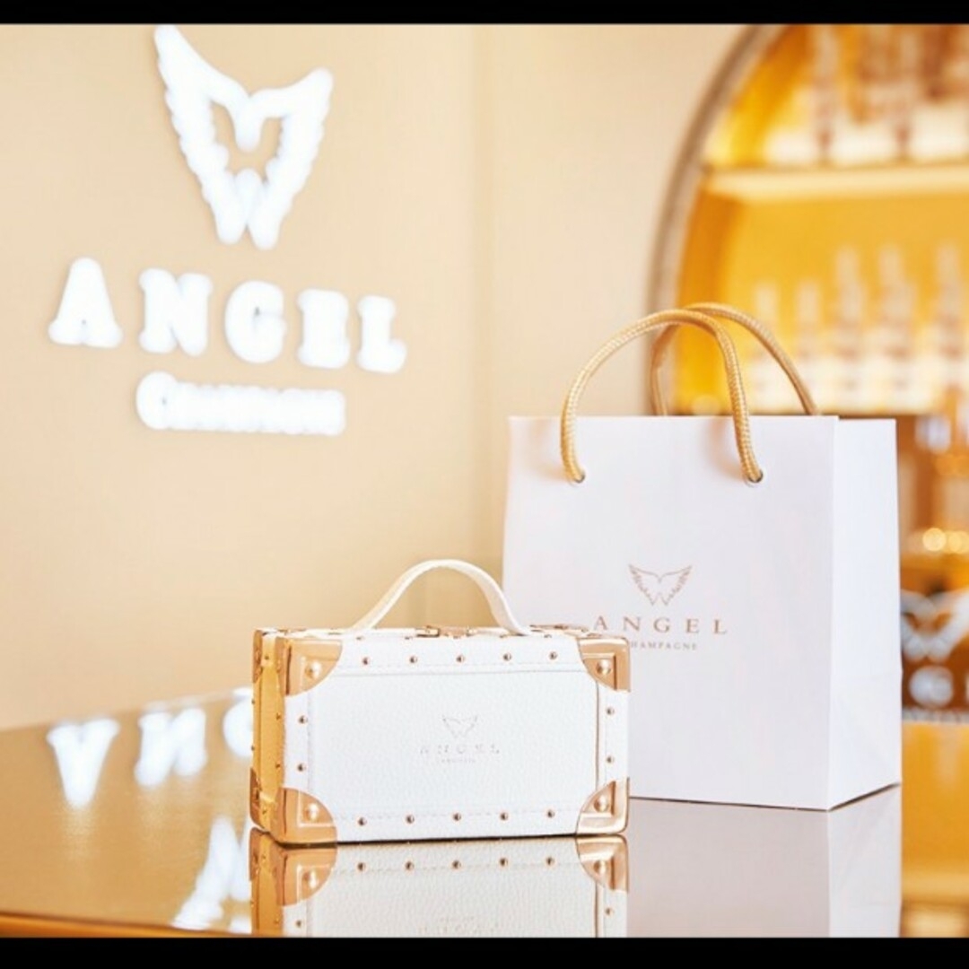 ANGEL CHAMPAGNE 非売品 Rosé White ミニケース 空箱の通販 by ANGEL CHAMPAGNE 非売品 Rosé White ミニケース 空箱の通販 by