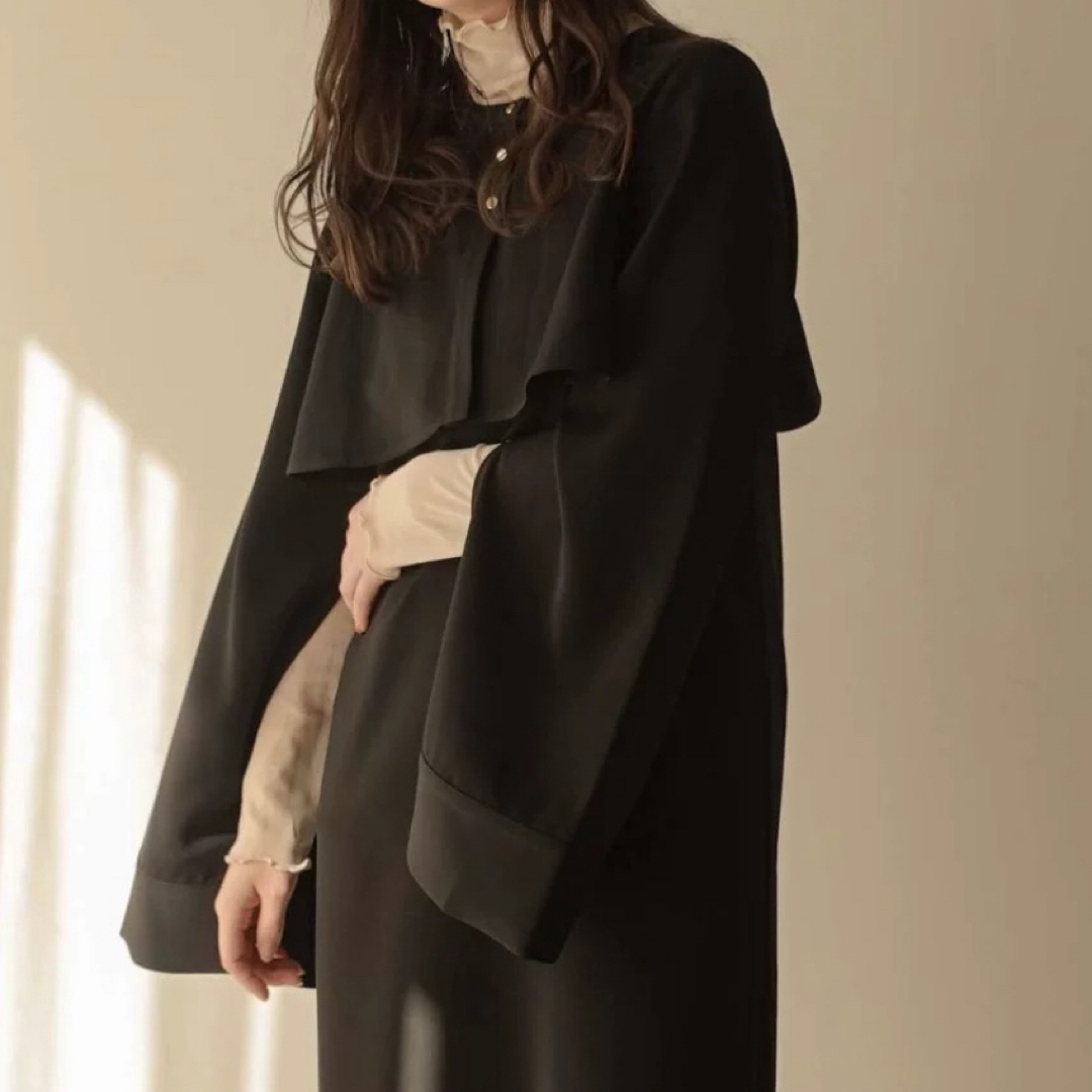GRL(グレイル)の黒金色ロングワンピースとアウターのセット　ショートシャツ　量産系　韓国　ブラック レディースのレディース その他(セット/コーデ)の商品写真