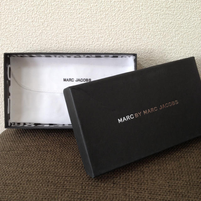 MARC JACOBS(マークジェイコブス)の新品♡MARC JACOBS 長財布 レディースのファッション小物(財布)の商品写真