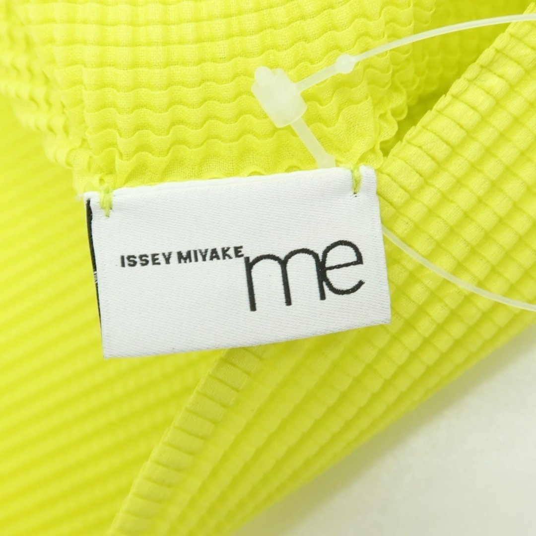 ミー イッセイミヤケ me ISSEY MIYAKE ストレッチプリーツ 半袖 ミー イッセイミヤケ me ISSEY MIYAKE ストレッチプリーツ 半袖