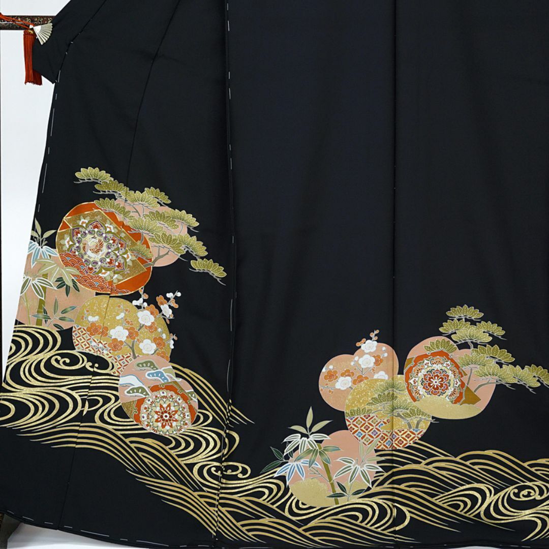 黒留袖 金駒刺繍 鳳凰 波文 丹後ちりめん 未仕立て 仮絵羽 在庫 黒留袖 金駒刺繍 鳳凰 波文 丹後ちりめん 未仕立て 仮絵羽 在庫