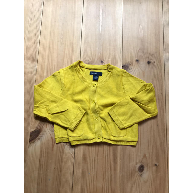 babyGAP(ベビーギャップ)のGAP カーディガン 90cm キッズ/ベビー/マタニティのキッズ服女の子用(90cm~)(カーディガン)の商品写真