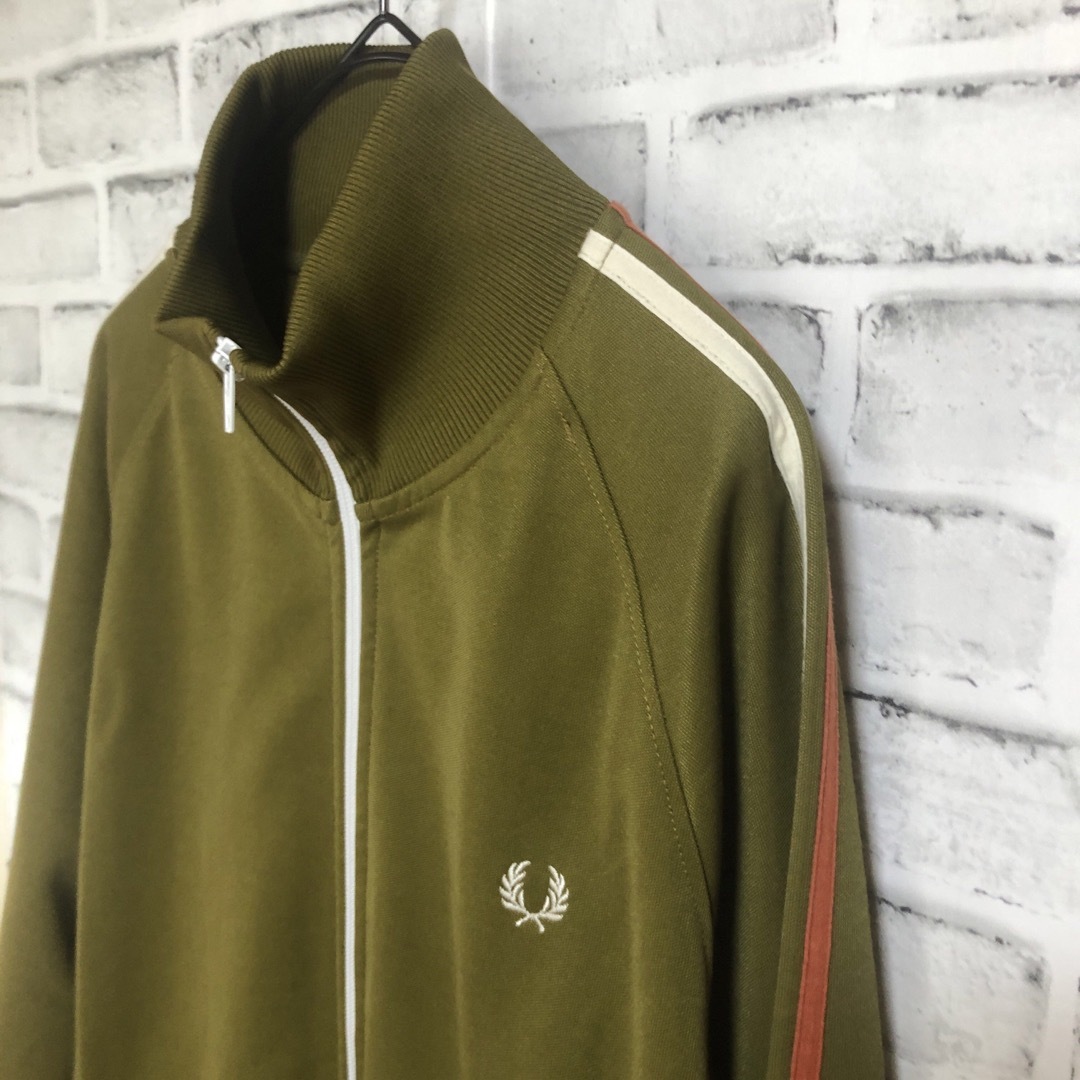 FRED PERRY - Fred Perry⭐️トラックジャケット M 刺繍月桂樹 FRED PERRY - Fred Perry⭐️トラックジャケット M 刺繍月桂樹