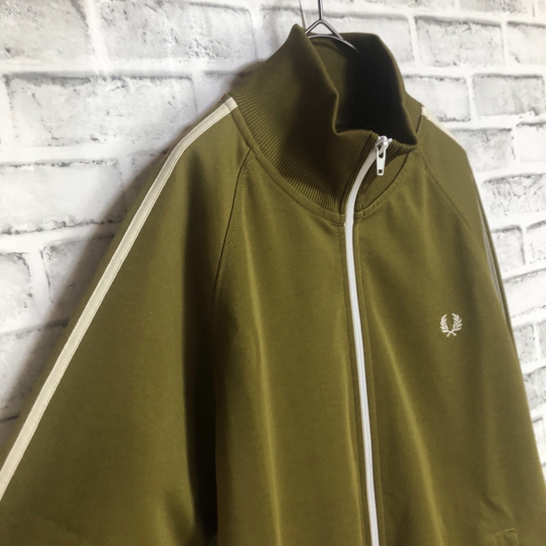 FRED PERRY - Fred Perry⭐️トラックジャケット M 刺繍月桂樹 FRED PERRY - Fred Perry⭐️トラックジャケット M 刺繍月桂樹