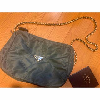 PRADAのフリマアイテム一覧 PRADAのフリマアイテム一覧