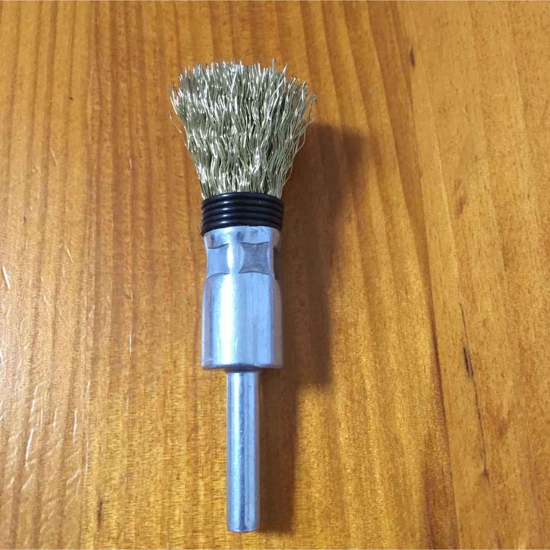 新品・送料無料】国産 軸付筒型ワイヤーブラシφ15 × φ6軸 100本 新品・送料無料】国産 軸付筒型ワイヤーブラシφ15 × φ6軸 100本