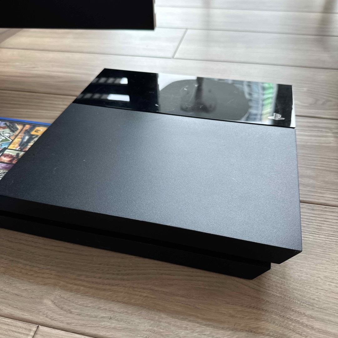 7000円 SONY PlayStation4 500GB CUH-1100AB01 ソフト ゲーム 7000円 SONY PlayStation4 500GB CUH-1100AB01 ソフト ゲーム