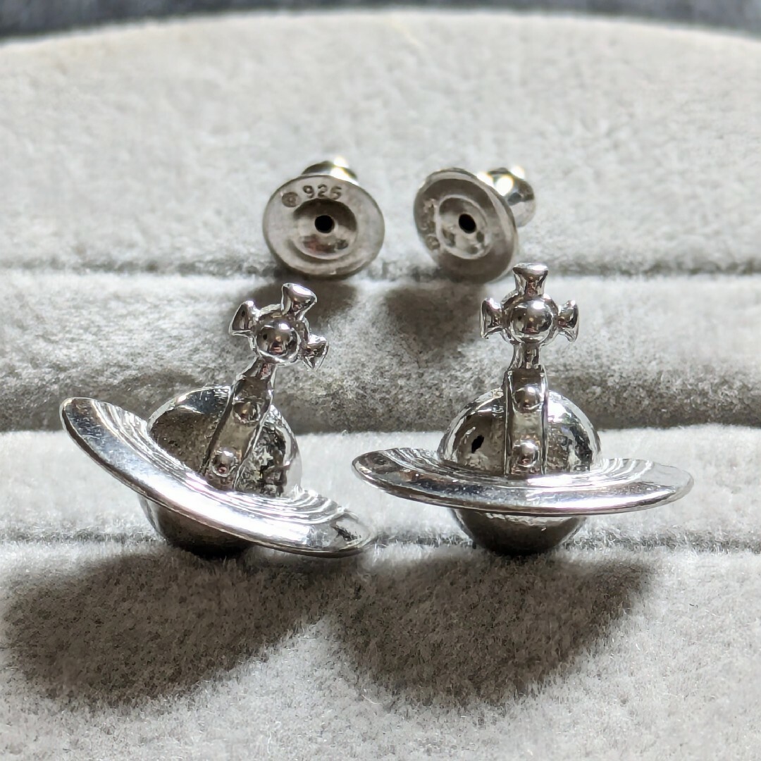 中古】Vivienne Westwood ダブルオーブ ピアス シルバー 付属品 中古】Vivienne Westwood ダブルオーブ ピアス シルバー 付属品