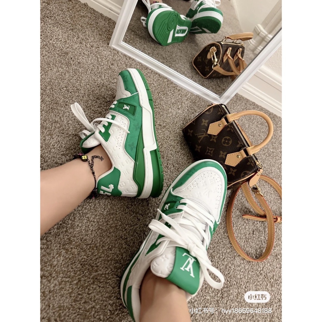 LOUIS VUITTON - LVルイヴィトンtrainer トレイナー スニーカー LOUIS VUITTON - LVルイヴィトンtrainer トレイナー スニーカー