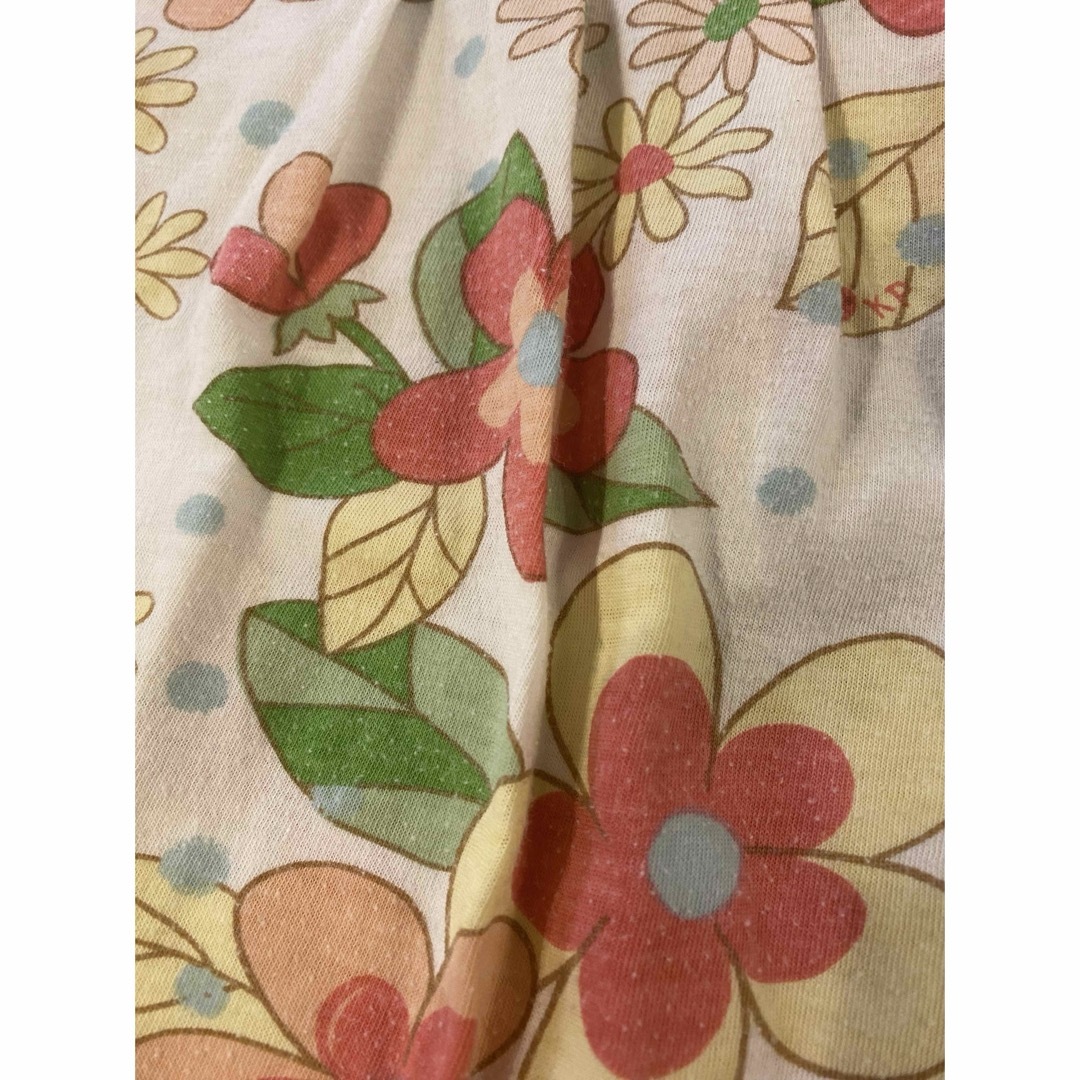 KP - ニットプランナー 花柄 半袖Tシャツ サイズ130 の通販 by KP - ニットプランナー 花柄 半袖Tシャツ サイズ130 の通販 by