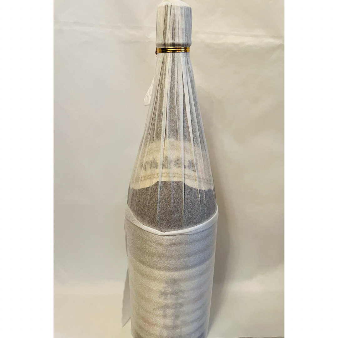 お値下中!早い者勝ち!未開栓【森伊蔵 1800ml 和紙付き 芋焼酎 】 お値下中!早い者勝ち!未開栓【森伊蔵 1800ml 和紙付き 芋焼酎 】