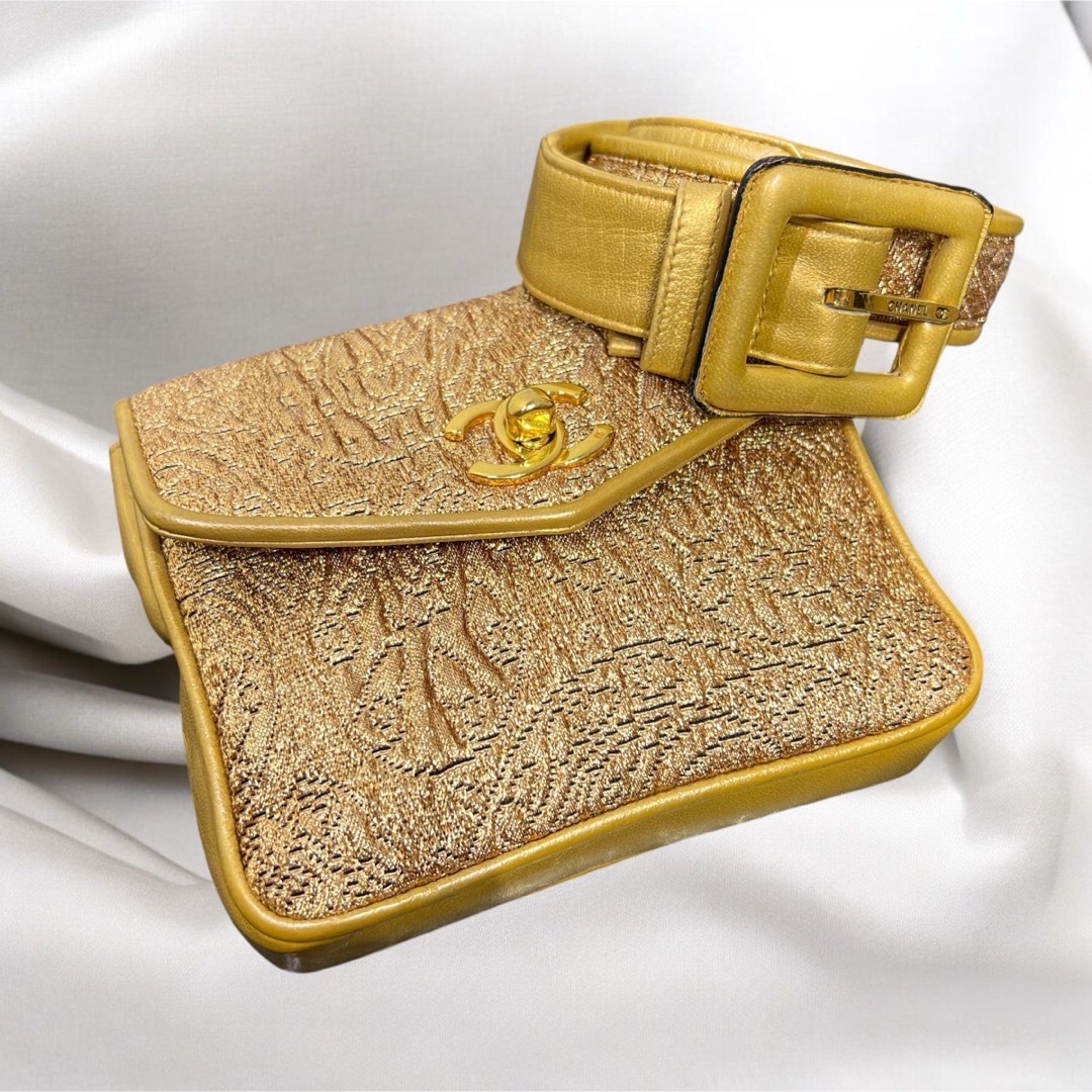 CHANEL - 激レア 付属品完備 ヴィンテージ シャネル 西陣織り CHANEL - 激レア 付属品完備 ヴィンテージ シャネル 西陣織り
