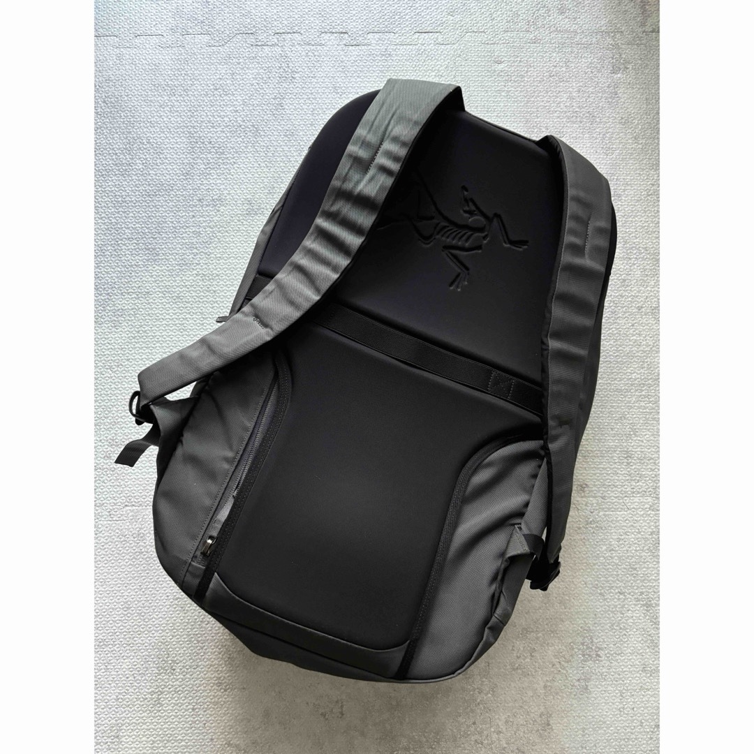 ARC'TERYX - 【廃盤品】ARC'TERYX BLADE 28グレー ARC'TERYX - 【廃盤品】ARC'TERYX BLADE 28グレー