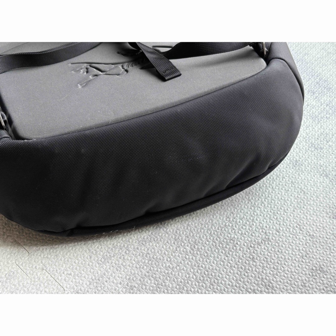 ARC'TERYX - 【レア廃盤品】ARC'TERYX MISTRAL16 メッセンジャー ARC'TERYX - 【レア廃盤品】ARC'TERYX MISTRAL16 メッセンジャー