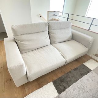 MUJI (無印良品)(二人掛けソファ)のフリマアイテム一覧 MUJI (無印良品)(二人掛けソファ)のフリマアイテム一覧