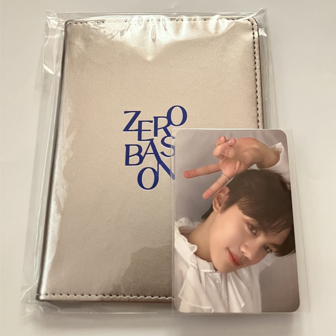 ZEROBASEONE - ZB1 ZEROBASEONE パスポートケース 特典トレカ ZEROBASEONE - ZB1 ZEROBASEONE パスポートケース 特典トレカ