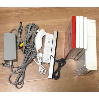 ウィー(Wii)のWiiすぐ遊べるセット(家庭用ゲーム機本体)