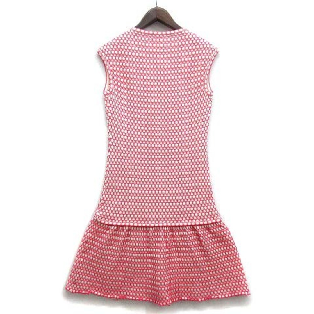 CHANEL - シャネル CHANEL エンボス ニット ワンピース CHANEL - シャネル CHANEL エンボス ニット ワンピース