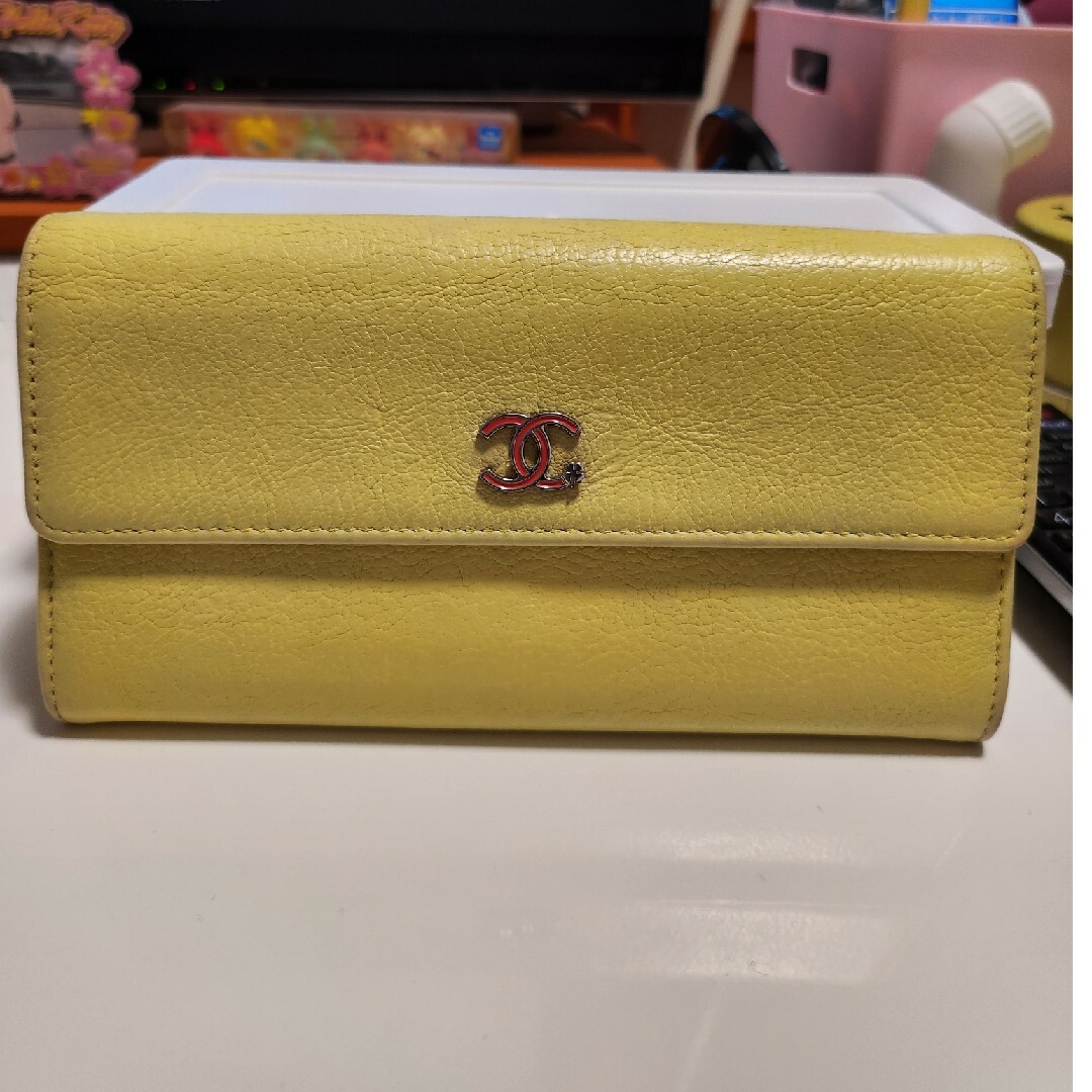 CHANEL - 正規品❣️美品CHANEL長財布キャビアスキンイエローの CHANEL - 正規品❣️美品CHANEL長財布キャビアスキンイエローの