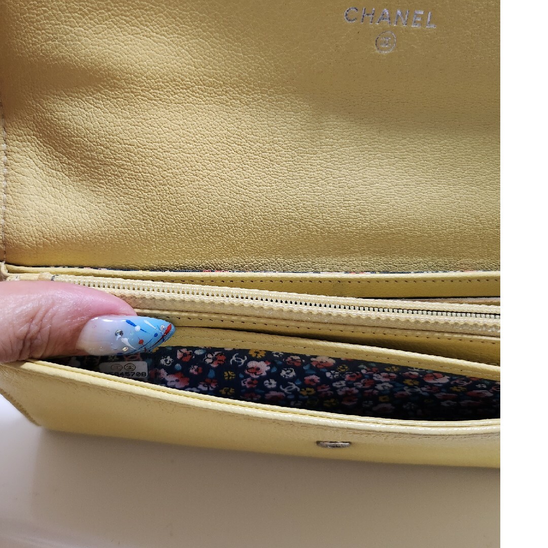 CHANEL - 正規品❣️美品CHANEL長財布キャビアスキンイエローの CHANEL - 正規品❣️美品CHANEL長財布キャビアスキンイエローの