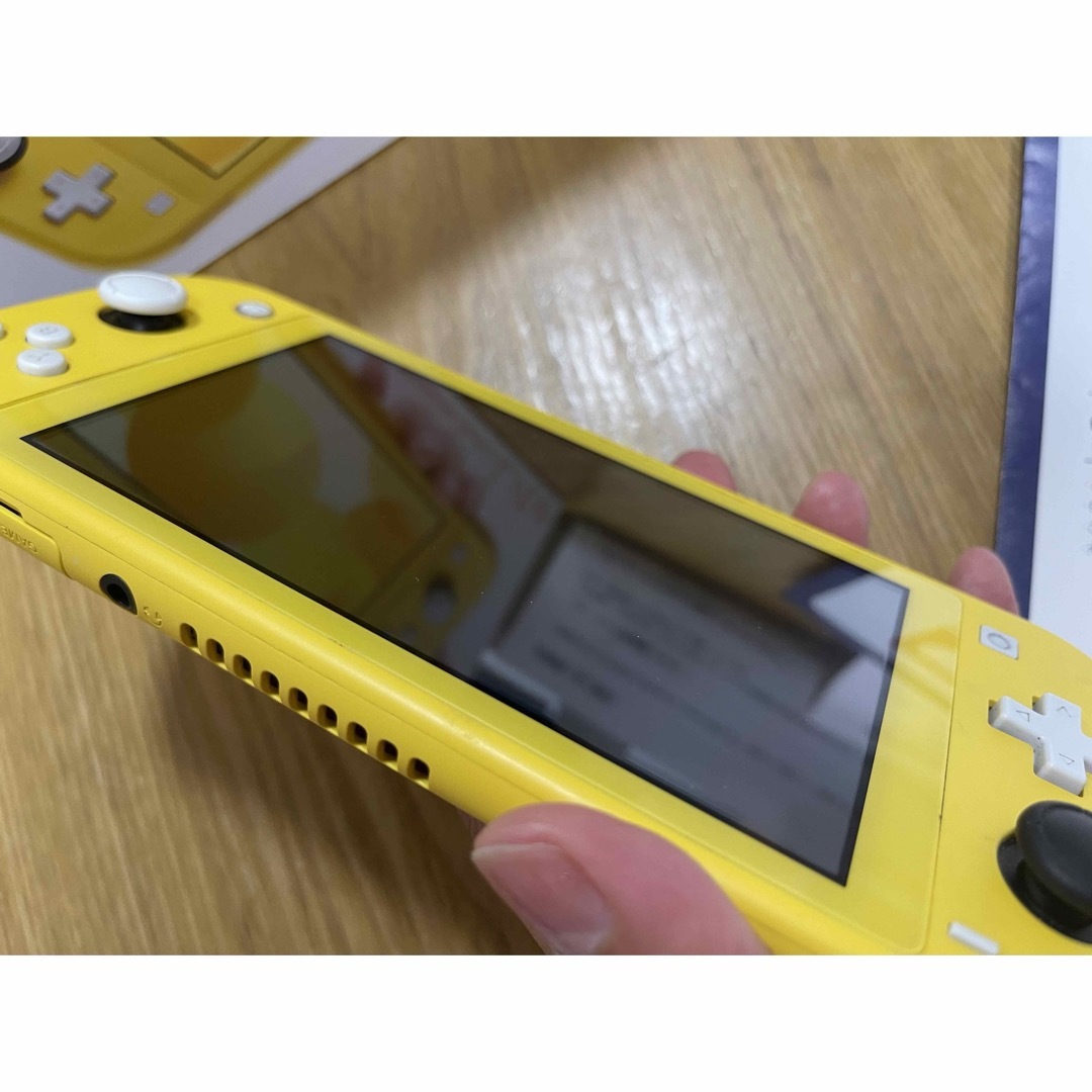 Nintendo Switch lite イエロー ジャンク 持運び Nintendo Switch lite イエロー ジャンク 持運び