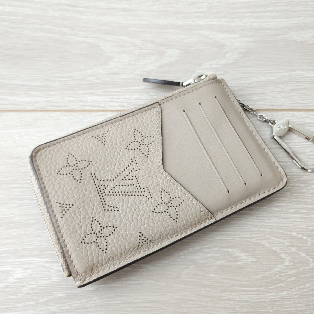 美品【ルイヴィトン】モノグラム マヒナ ポルト カルト・レクト 美品【ルイヴィトン】モノグラム マヒナ ポルト カルト・レクト