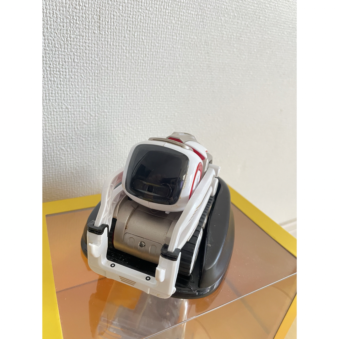 タカラトミー アプリで動くAI搭載ロボット COZMO コズモ タカラトミー アプリで動くAI搭載ロボット COZMO コズモ