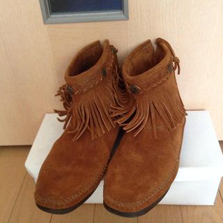 ミネトンカ(Minnetonka)のMINNETONKA(ブーツ)