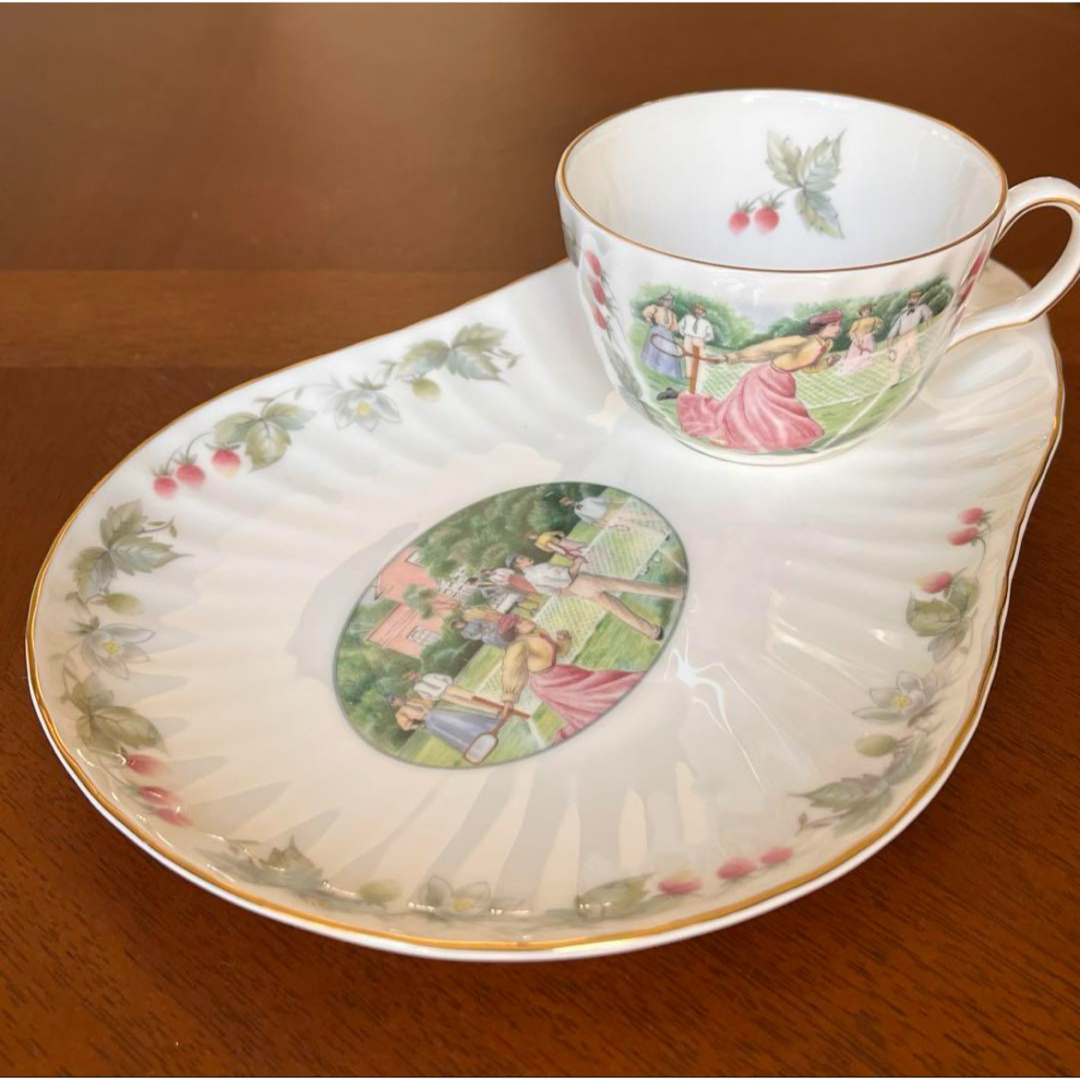 新品同様 ディオール プレート 陶器 ホワイト 皿 食器 白 1610 新品同様 ディオール プレート 陶器 ホワイト 皿 食器 白 1610